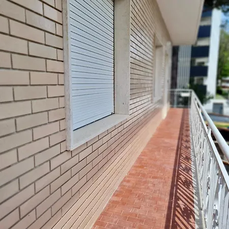 Liana 9 * 利尼亚诺萨比亚多罗